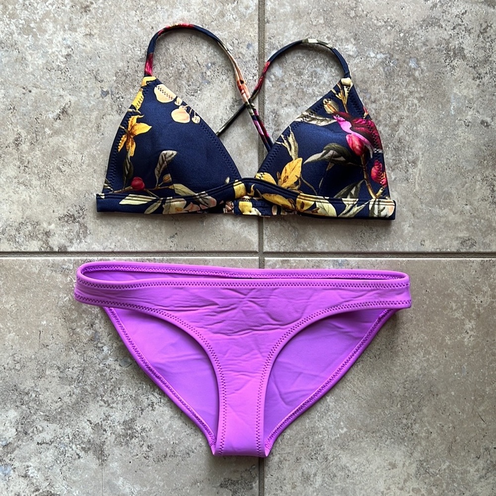 Triangl Bikini Set